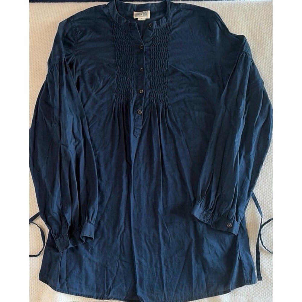 Converse One Star Navy Blue Long Sleeve Smocked Blouse Size Small